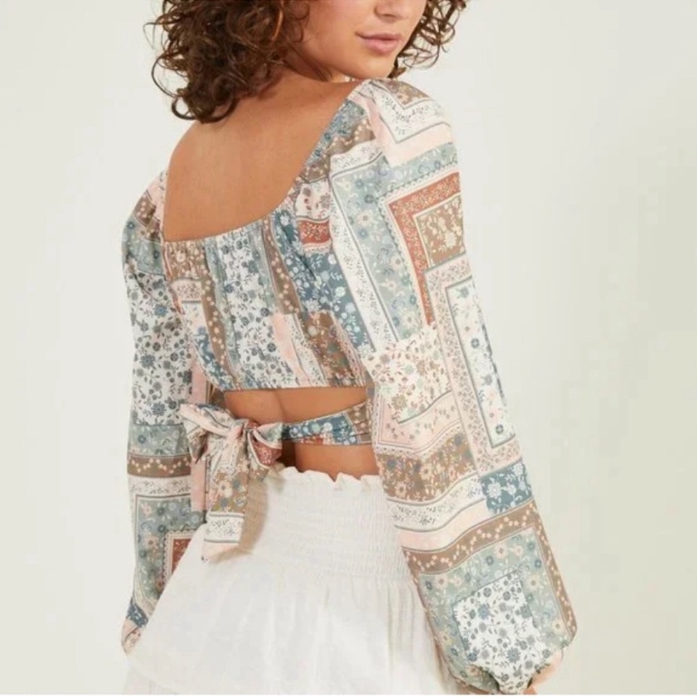 ALTAR'D STATE NWT Boho Patchwork Balloon Sleeve T… - image 4